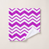 Motif de conception de zigzag chevron blanc violet (Gant de toilette)