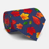 Motif de feuilles d'automne cravate bleu foncé (Roulé)