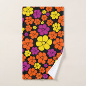 Motif de fleurs - Noir, Rose, Orange et Jaune (Serviette à main)