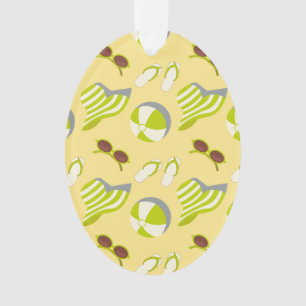 Motif de plage avec lunettes de soleil et casquett