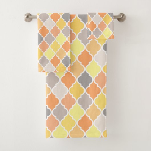 Motif de quatrefoil jaune, orange et gris (En situation)