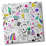 Motif des années 80 de couleur mignonne<br><div class="desc">Tant de plaisir en une seule impression ! Ce motif est un dessin animé en noir et blanc avec des touches colorées partout. Comprend des pièces comme des nuages arc-en-ciel, des flamants roses, des beignets, des cupcakes et de la crème glacée, des icônes des années 80, des skateboards, des ancres,...</div>