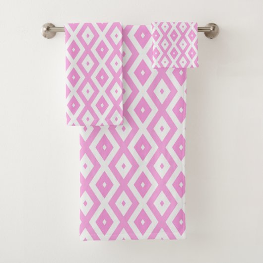 Motif en diamant rose et blanc (En situation)