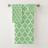 Motif en quatrefoil blanc sur le kit de bain vert