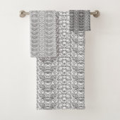 Motif en V extensible gris clair sur un b blanc (En situation)