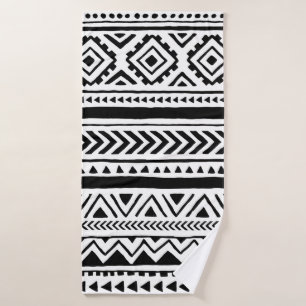 Motif ethnique et tribal sans couture. Fait main.