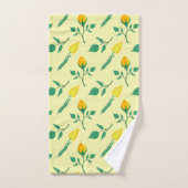 Motif floral avec rose jaune et fleurs de tulipe (Serviette à main)