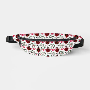 Motif floral sans couture de coccinelle mignonne