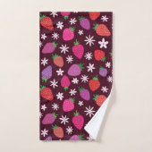 Motif Fraises et Fleurs Blanches  (Serviette à main)