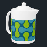 Motif géométrique Abstrait rétro en bleu et vert<br><div class="desc">Lumineux et audacieux sont les mots qui viennent à l'esprit lorsque vous regardez ce motif géométrique abstrait rétro classique avec son bijou coloré bleu et vert palette de couleurs qui est oh si moderne du milieu du siècle. Cette motif géométrique minimaliste se traduit parfaitement à la fois par des objets...</div>