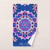 Motif géométrique rose violet mandala (Serviette à main)