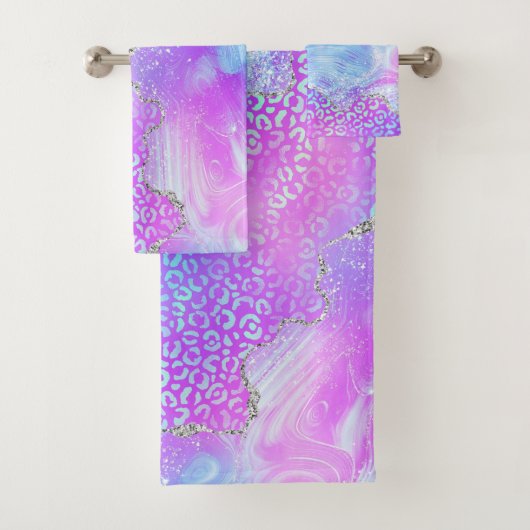 Motif imprimé léopard agate en violet et rose (En situation)