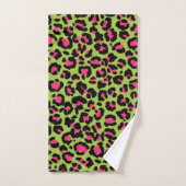 Motif léopard en framboise sur Lime Green (Serviette à main)