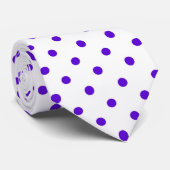 Motif Polka violet classique sur Cravate blanche (Roulé)