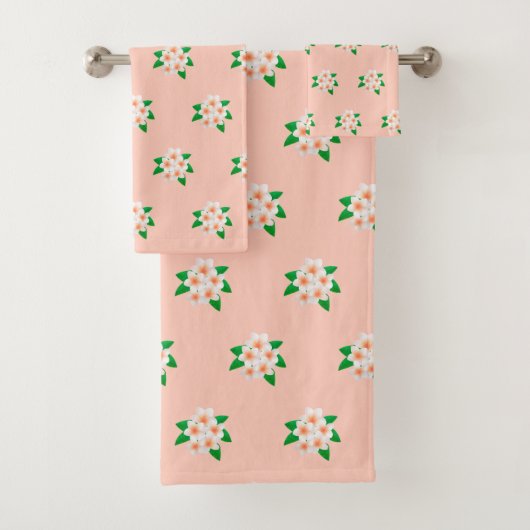 Motif rose blanc sur Coral rose (En situation)