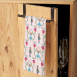 Motif rose noisette magique<br><div class="desc">Serviette de cuisine de Noël mignonne et amusante avec l'illustration dessinée à la main du chat, du chien et de la souris comme personnages de ballet de noisette. L'arrière - plan est rose.</div>