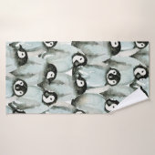 Motif sans couture avec des pingouins mignons (Serviette de bain)