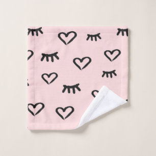 Motif sans couture avec le coeur et les yeux fermé