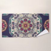 Motif sans couture avec ornement fleuri homme ethn (Serviette de bain)