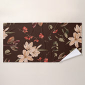 Motif sans couture fleurie bohème avec brun foncé  (Serviette de bain)