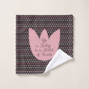 Motif Tulipe rose simple avec arrière - plan foncé