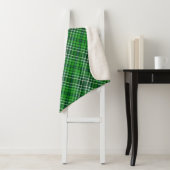 Motif vert-foncé et de Forest Green de plaid (En situation)