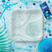 Motifs géométriques audacieux sur assiettes en pap (Fête)