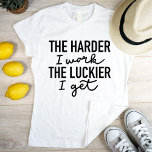 Motivationnel Plus dur Je Travaille Plus Luckier J<br><div class="desc">Combinaison cool et élégante de police audacieuse avec lettrage à la main simple motivation inspirationnelle texte The Harder I Work The Luckier I get. Parfait cadeau original pour tous les travailleurs, qu'ils soient étudiants, culturistes, entrepreneurs, et ils sont conscients que vous êtes vous-même votre meilleur créateur de chance et de...</div>