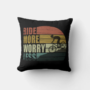 Motiverende fietser - Grappige fietscitaten Kussen