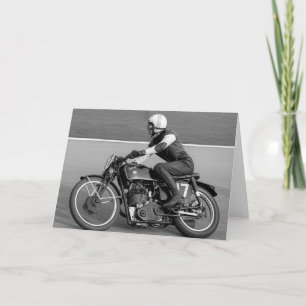 Moto vintage emballant la carte de voeux