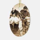 motorfiets en oude leerschool keramisch ornament (Links)