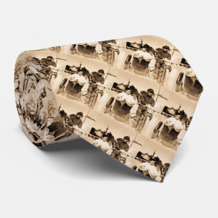 motorfiets en oude leerschool stropdas