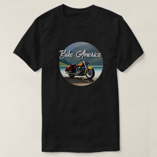 Motorfiets geparkeerd in de buurt van Lake T-shirt