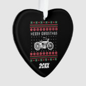 motorfiets met een lelijke kerstkeuken ornament (voorkant)