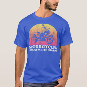 Motorrijwiel en grote witte haaienmotoren t-shirt