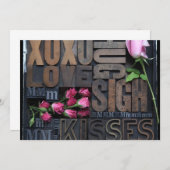 mots d'amour dans une invitation en caractères typ (Devant / Derrière)