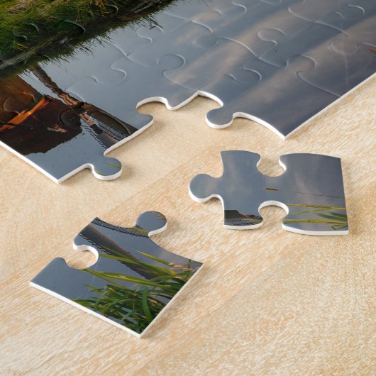 Moulin à vent dans la campagne dans le puzzle de (Côté)