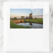 Moulin à vent en Hollande rurale autocollant recta (Sac)