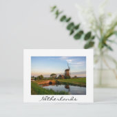 Moulin à vin à la campagne en Hollande carte blanc (Debout devant)