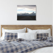 Mount Fitz Roy en Andes Range Canvas Afdruk (Insitu (Slaapkamer))