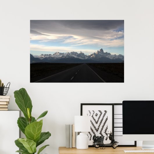 Mount Fitz Roy en Andes Range Poster (Thuiskantoor)
