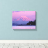 Mount Rainier bij zonsondergang Canvas Afdruk (Insitu (Houten vloer))