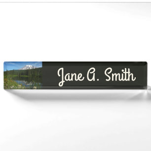 Mount Rainier-meerreflectie met wilde bloemen Naambordje