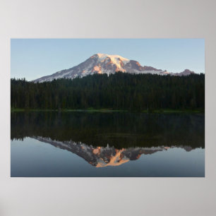 Mount Rainier Reflecteerde Sunrise I Poster