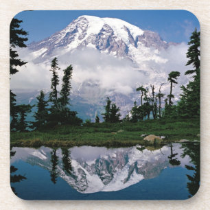 Mount Rainier weerspiegeld in een bergmeertje Onderzetter