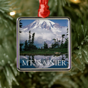 Mount Rainier Weerspiegeling in een bergvijver Metalen Ornament