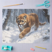 Mountain Lion Prowling in de sneeuw Decoupage Tissuepapier (Craft)