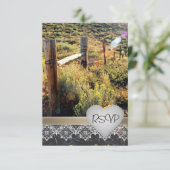 Mountain Meadow Rustic Rsvp Invitation (Debout devant)