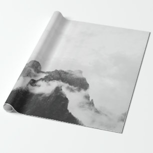 MOUNTAIN ONDER WITTE KLEUD TIJDENS DAG CADEAUPAPIER