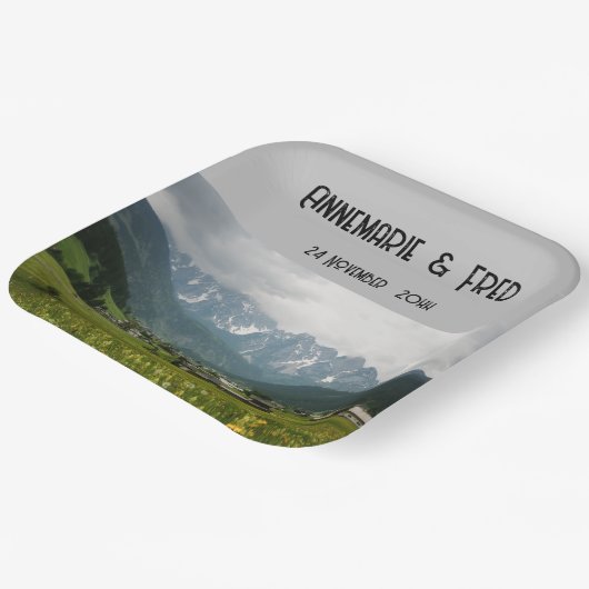 Mountain Wildflower in de buitenlucht Papieren Bordje (Gebogen)